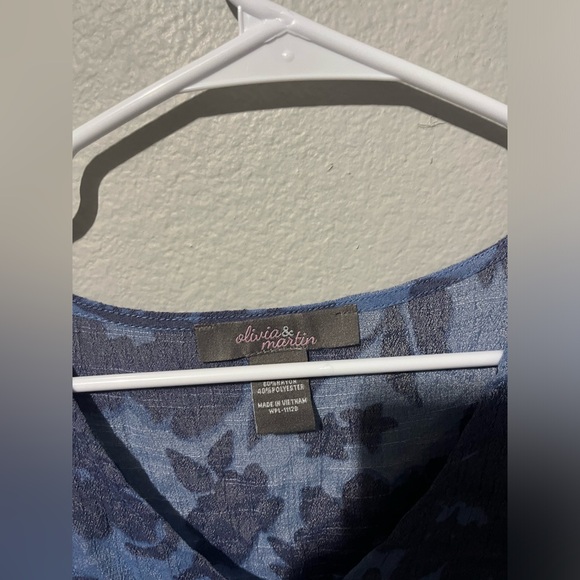 Olivia & Martin‎ Peasant Top Blouse Boho Sheer Blue Floral  Size Small - Picture 2 of 3